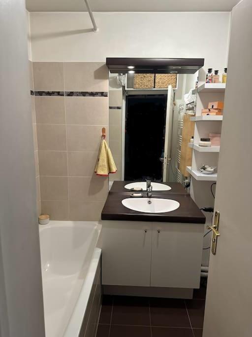 Appartement Quartier Stade De France Σαιν-Ντενί Εξωτερικό φωτογραφία